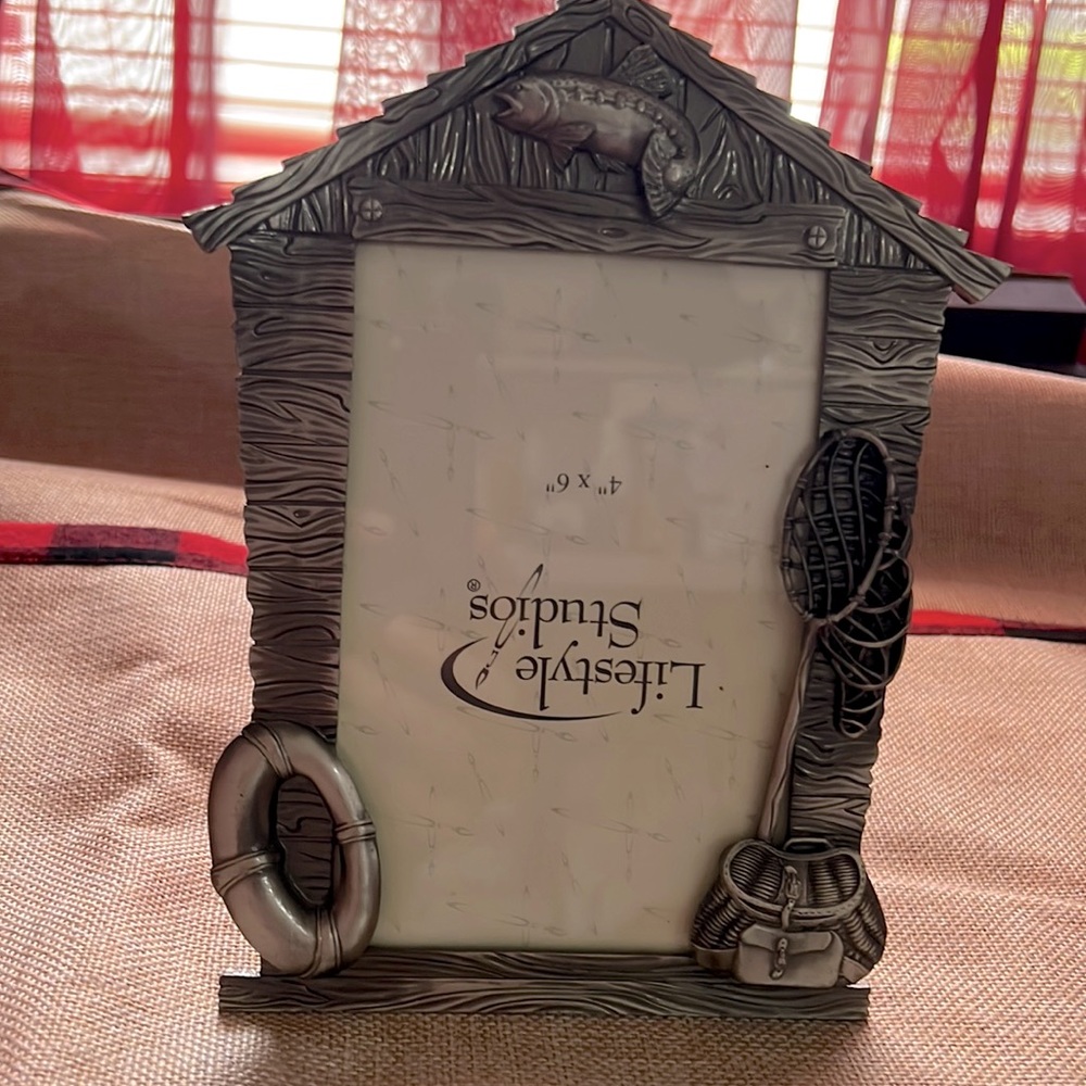 4x6 gray metal frame 🖼️ fishing 🎣 themed